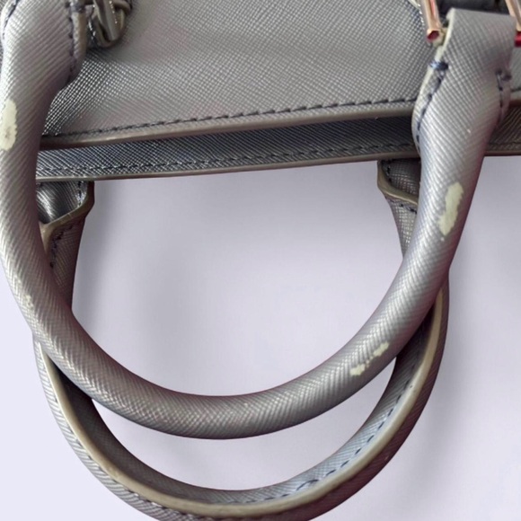 PRE-OWNED Tory Burch Robinson Double-Zip Mini Tote - Picture 5 of 10